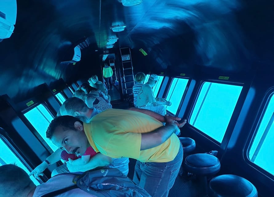 Makadi Bay: Royal Seascope Cruise and Snorkeling Trip