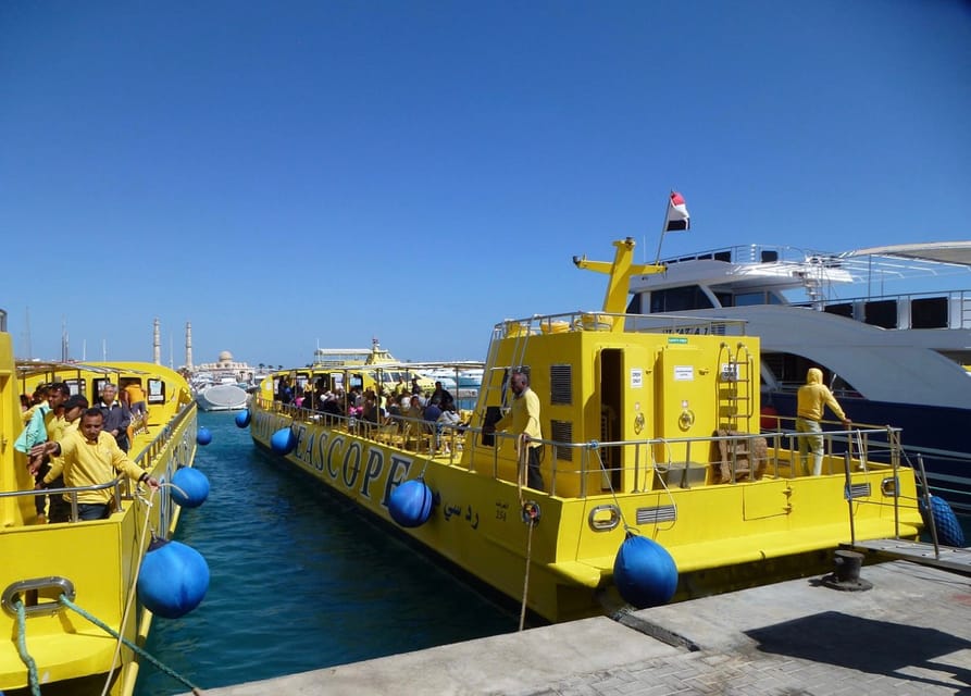 Makadi Bay: Royal Seascope Cruise and Snorkeling Trip