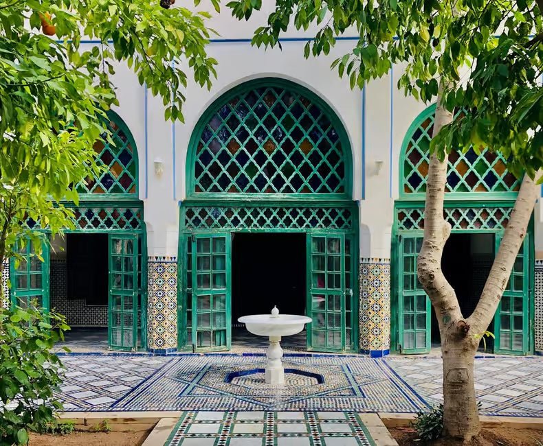 Marrakech: Guided City Tour of Koutoubia Mosque, Saadian Tombs, and Bahia Palace