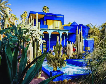 Marrakech: Majorelle & Menara Gardens Tour with Horse Carriage Ride