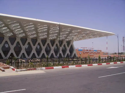 Marrakech: Private Marrakech Airport Transfer between City Center and Menara Airport
