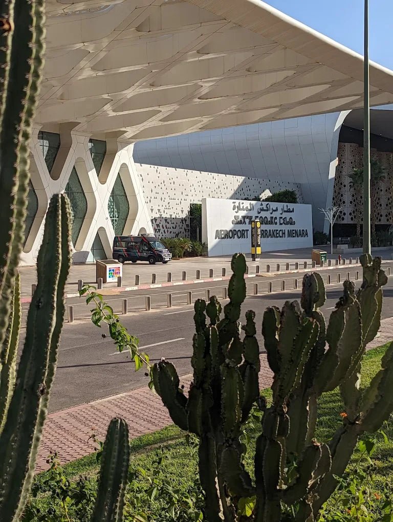 Marrakech: Private RAK Airport Transfer with Hotel Pickup