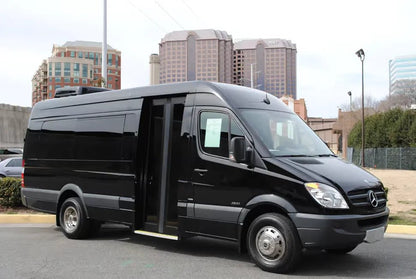 Marrakech: Private Transfer between Marrakech and Casablanca or Casablanca Airport