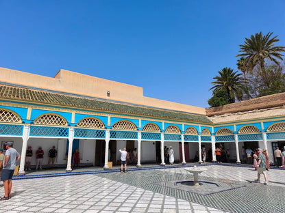 Marrakech: Walking Tour to Bahia Palace, Ben Youssef Medersa and Souks