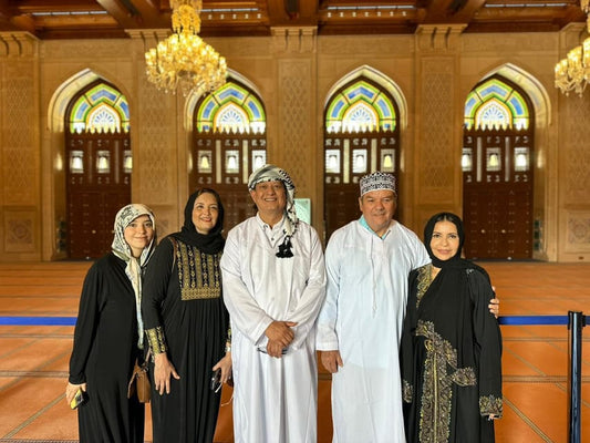 Muscat: City Highlights Guided Tour with Grand Mosque Visit