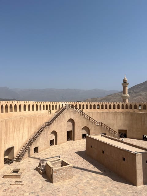 Muscat: Day Trip to Nizwa and Jebel Shams