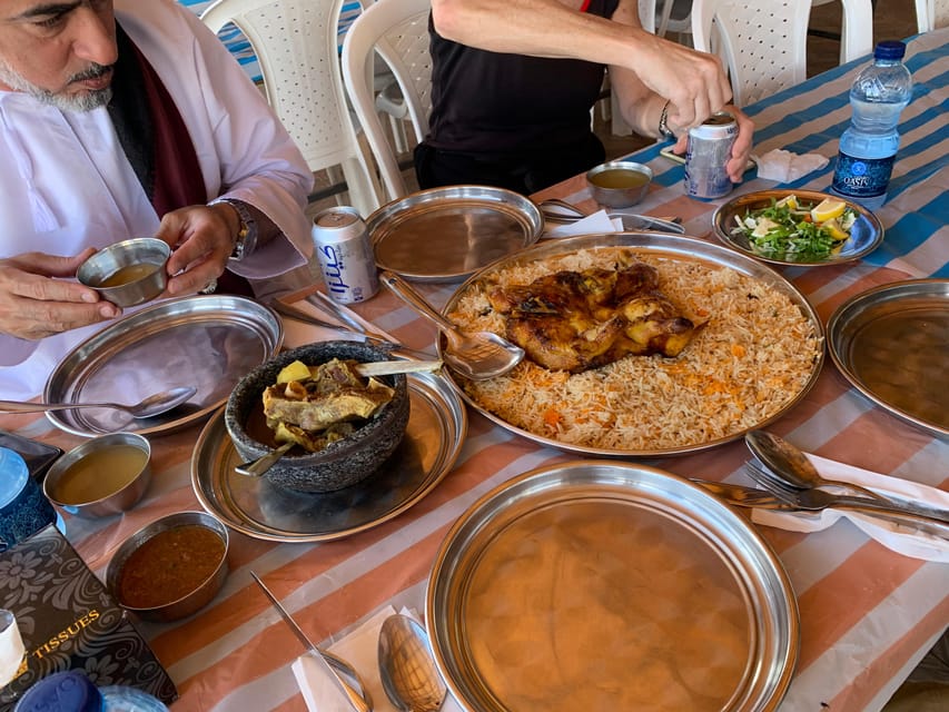 Muscat: Day Trip to Nizwa and Jebel Shams