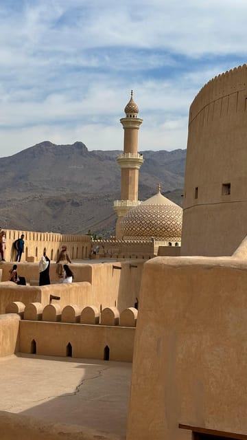 Muscat: Day Trip to Nizwa and Jebel Shams