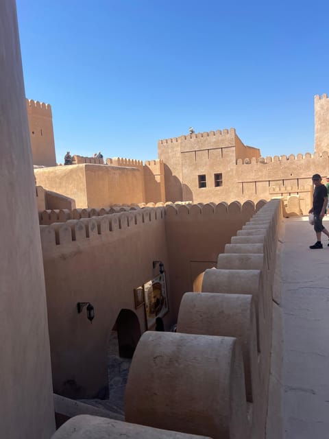 Muscat: Day Trip to Nizwa and Jebel Shams