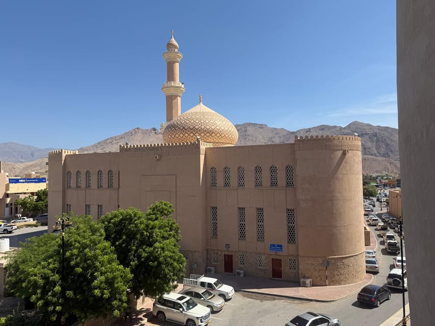 Muscat: Day Trip to Nizwa and Jebel Shams