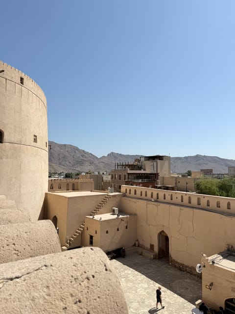 Muscat: Day Trip to Nizwa and Jebel Shams