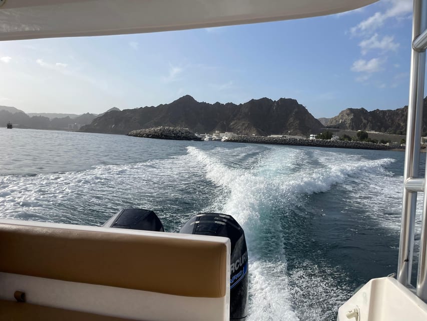 Muscat: Daymaniyat Island Snorkeling Trip with Turtles and Coral Reefs
