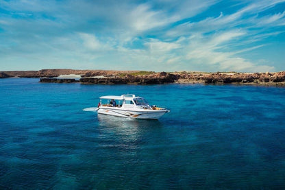 Muscat: Daymaniyat Islands Group Snorkeling Trip