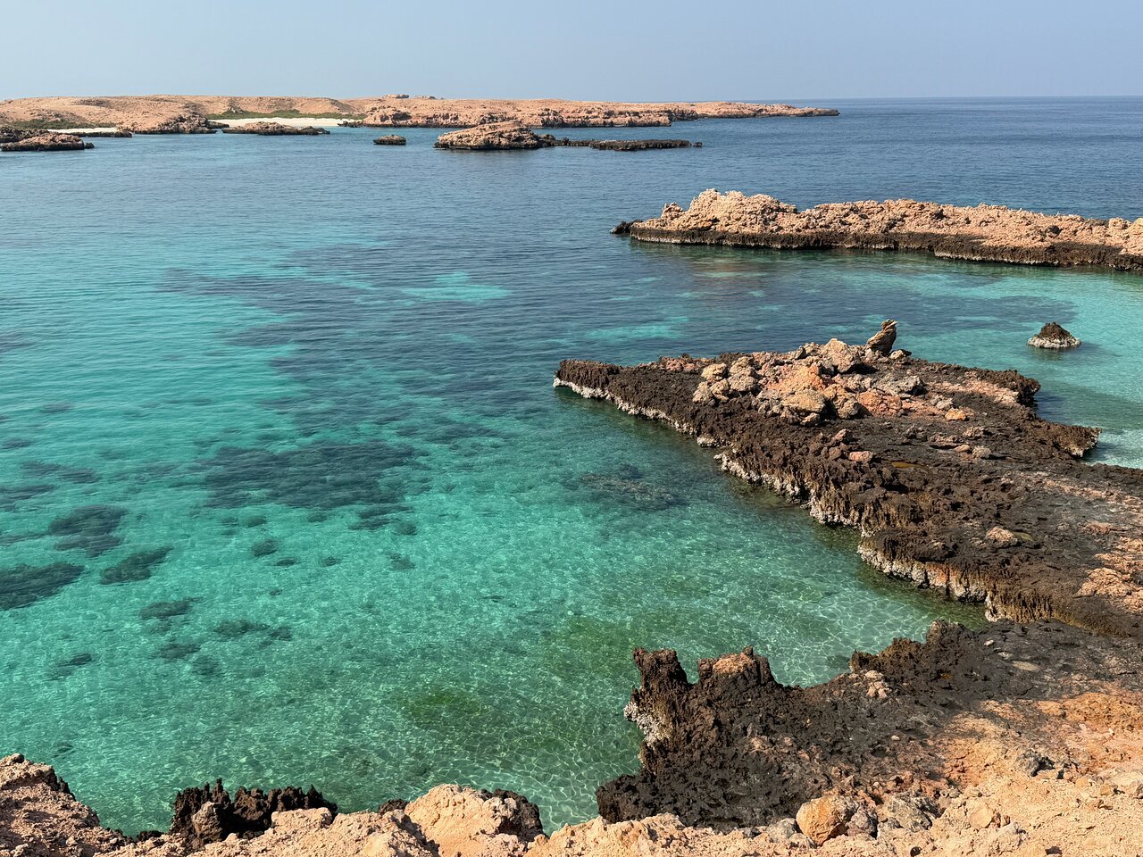Muscat: Daymaniyat Islands Group Snorkeling Trip