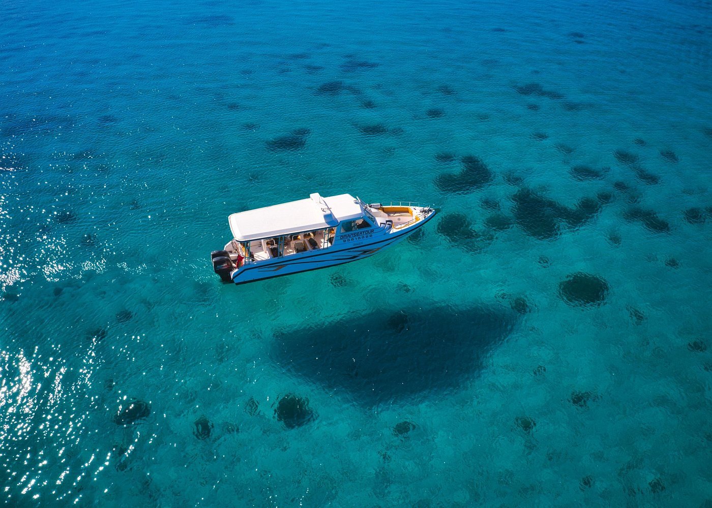 Muscat: Daymaniyat Islands Group Snorkeling Trip