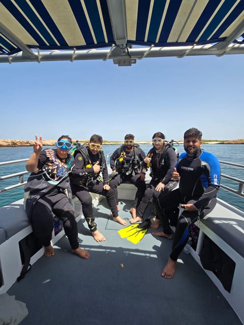 Muscat: Daymaniyat Islands Scuba Diving Trip