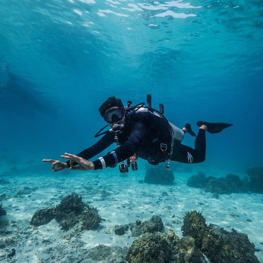 Muscat: Daymaniyat Islands Snorkeling and Try - Dive with BBQ Lunch