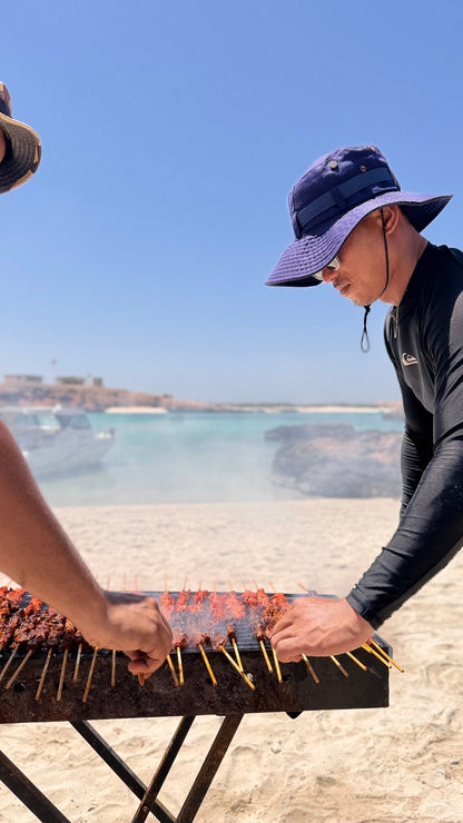 Muscat: Dimaniyat Island Snorkling Trip with Lunch