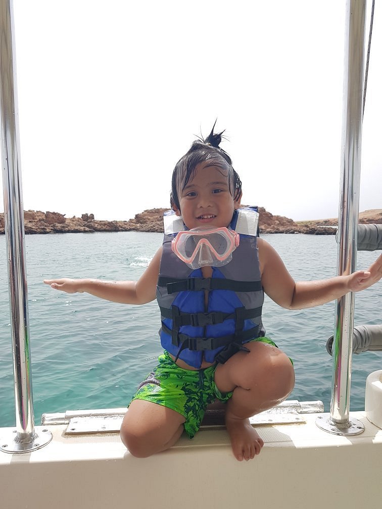 Muscat: Dimaniyat Islands Snorkeling Tour from Al - Seeb Marina