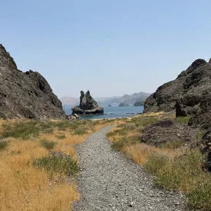 Muscat: Guided Sidab Mountain Hike and Coastal View Tour with Pickup