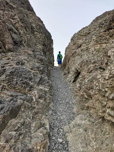 Muscat: Guided Sidab Mountain Hike and Coastal View Tour with Pickup