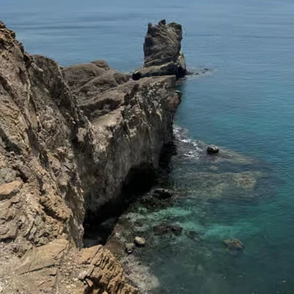 Muscat: Guided Sidab Mountain Hike and Coastal View Tour with Pickup