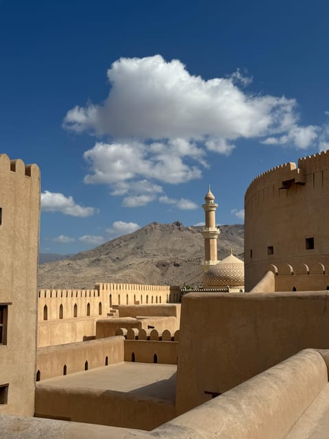 Muscat: Nizwa and Jebel Akhdar Day Trip with Optional Overnight Stay