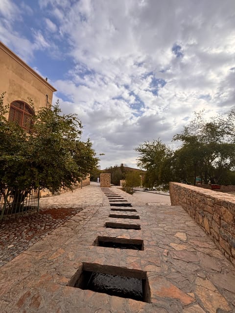 Muscat: Nizwa and Jebel Akhdar Day Trip with Optional Overnight Stay