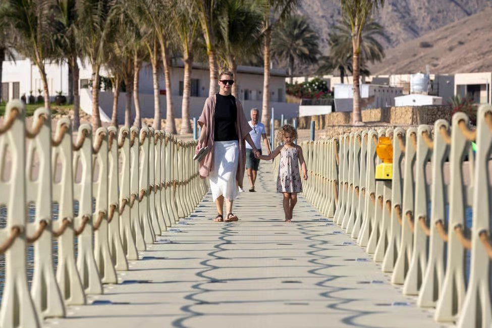 Muscat: Private 3 - Hour Boat Charter with Snorkeling