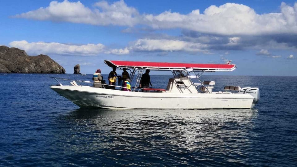 Muscat: Private 4 - Hour Deep Sea Fishing Trip