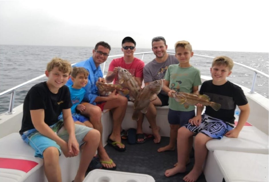 Muscat: Private 4 - Hour Deep Sea Fishing Trip