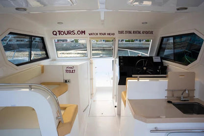 Muscat: Private Daymaniyat Islands Boat Tour with Snorkeling