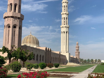 Muscat: Private Guided City Highlights Tour
