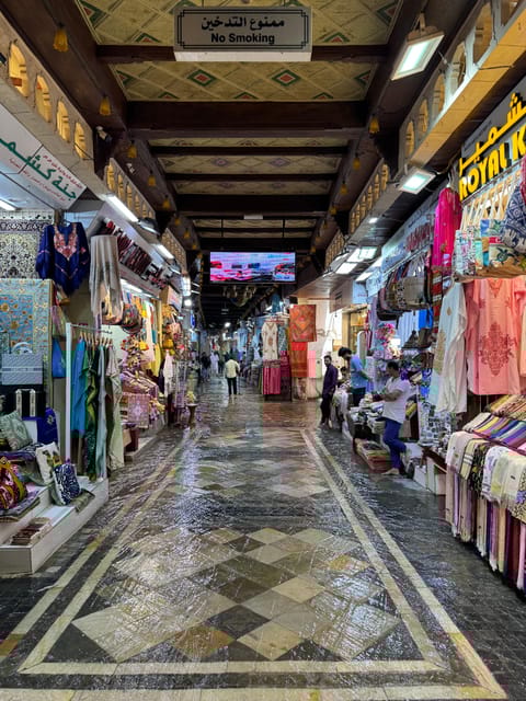 Muscat: Private Guided City Highlights Tour