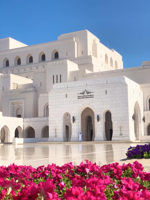Muscat: Private Guided City Highlights Tour