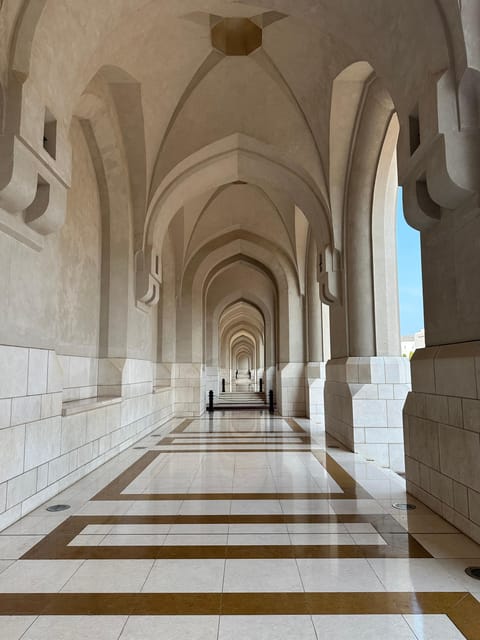 Muscat: Private Guided City Highlights Tour
