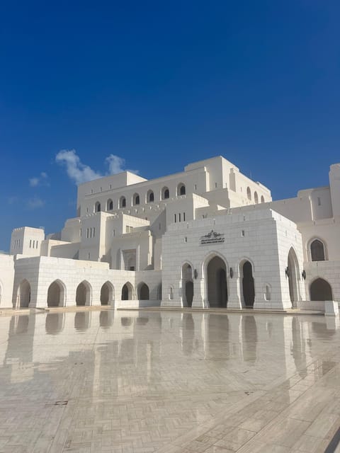 Muscat: Private Guided City Highlights Tour