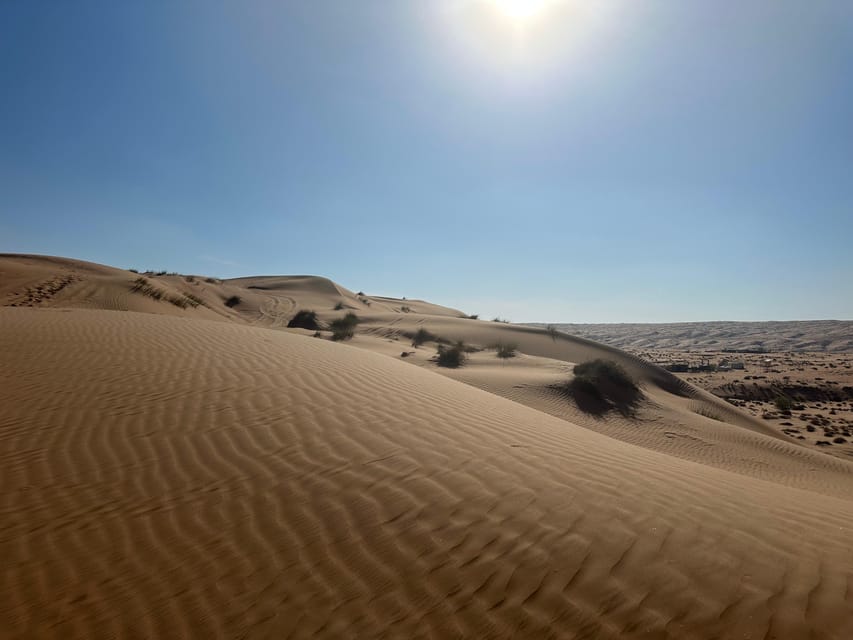 Muscat: Wadi Bani Khalid Oasis and Wahiba Sands Desert Tour