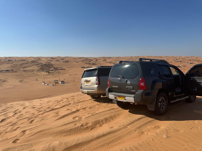 Muscat: Wadi Bani Khalid Oasis and Wahiba Sands Desert Tour