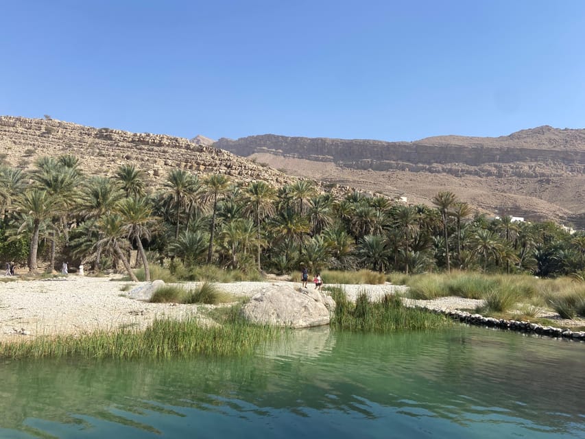 Muscat: Wadi Bani Khalid Oasis and Wahiba Sands Desert Tour