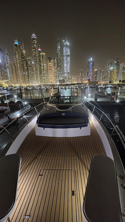 Dubai: Private Boat Cruising Tour