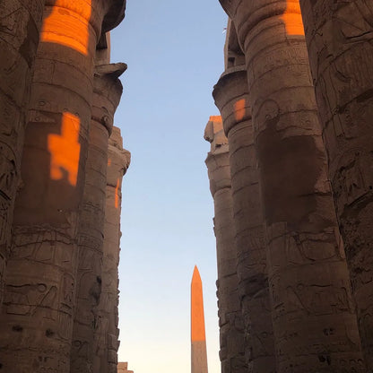 Desde Sharm El-Sheikh: excursión de día completo a Luxor en avión