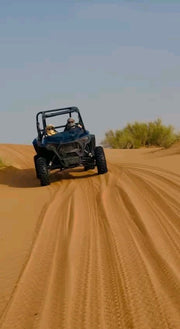 Dubái: desierto de dunas rojas, paseo en buggy y cena buffet con barbacoa