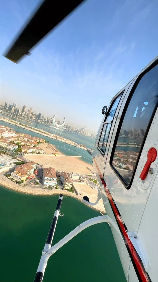 Doha: Helicopter Tour over Doha (Up to 4 passengers)