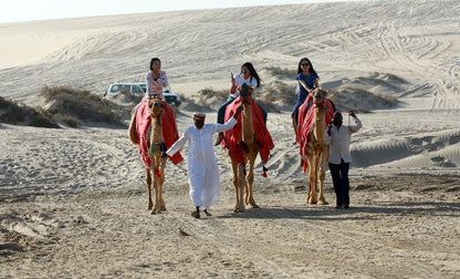 Doha: Gemeinsame Wüstensafari und Tour zum Binnenmeer mit optionalem Kamelritt