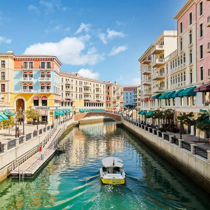 Qatar: Doha City Tour to Souq Waqif, Katara, Pearl and Lusail with hotel pickup