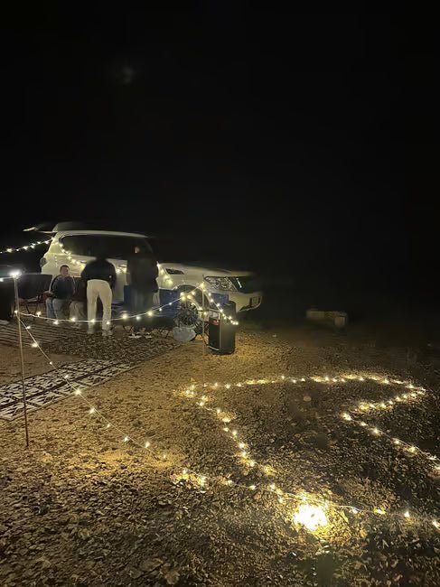 Riyadh: Private Sunset Tour to Edge of the World with Dinner