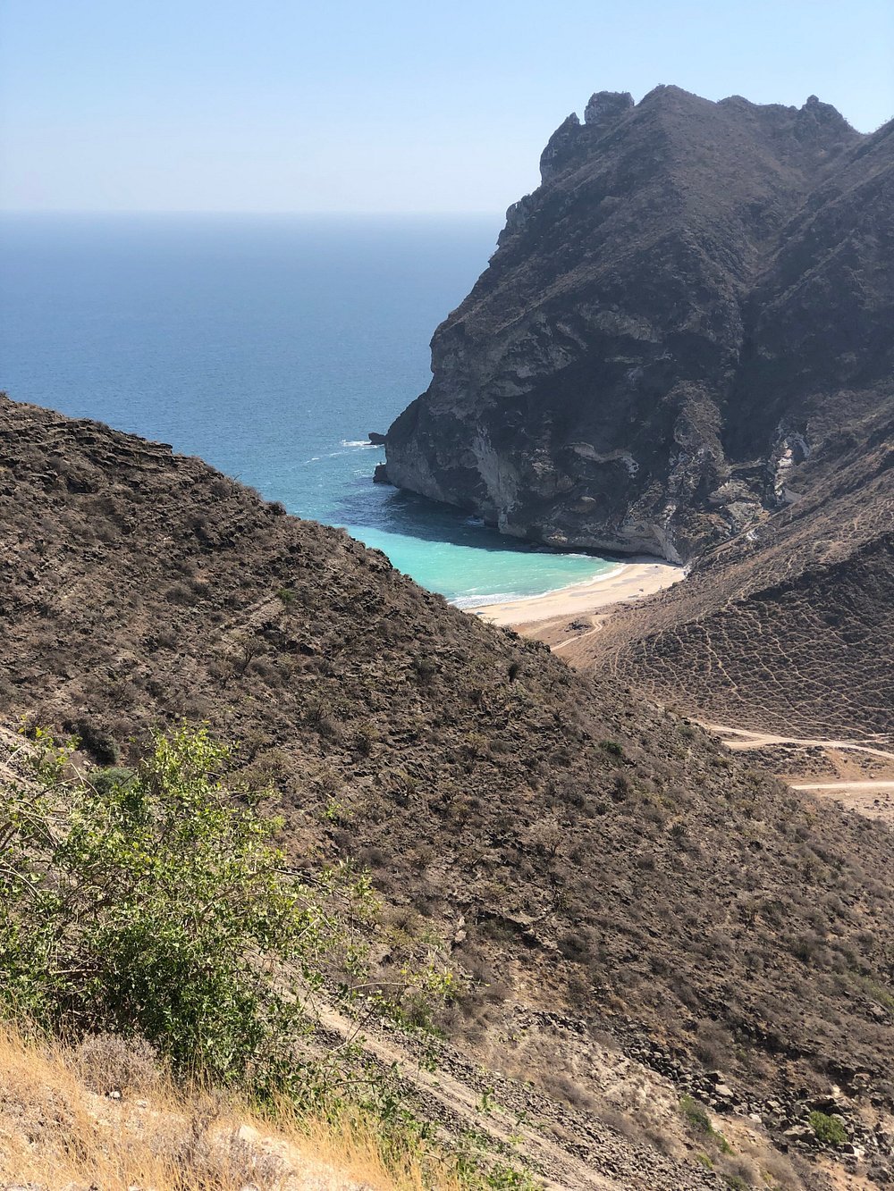Salalah: Fazayah, Mughsail Beaches and City Tour with Prophet Job’s Tomb Visit