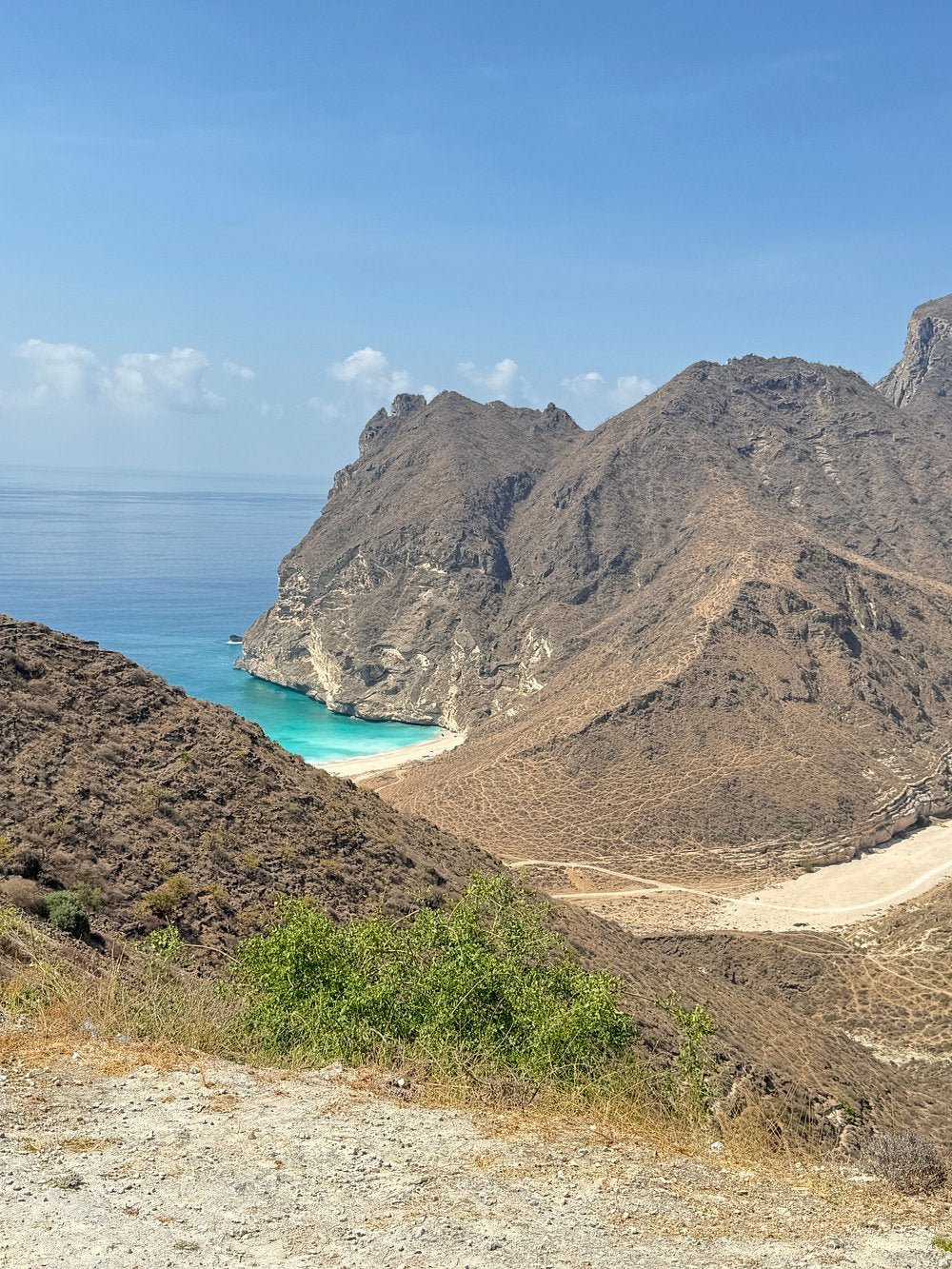 Salalah: Fazayah, Mughsail Beaches and City Tour with Prophet Job’s Tomb Visit