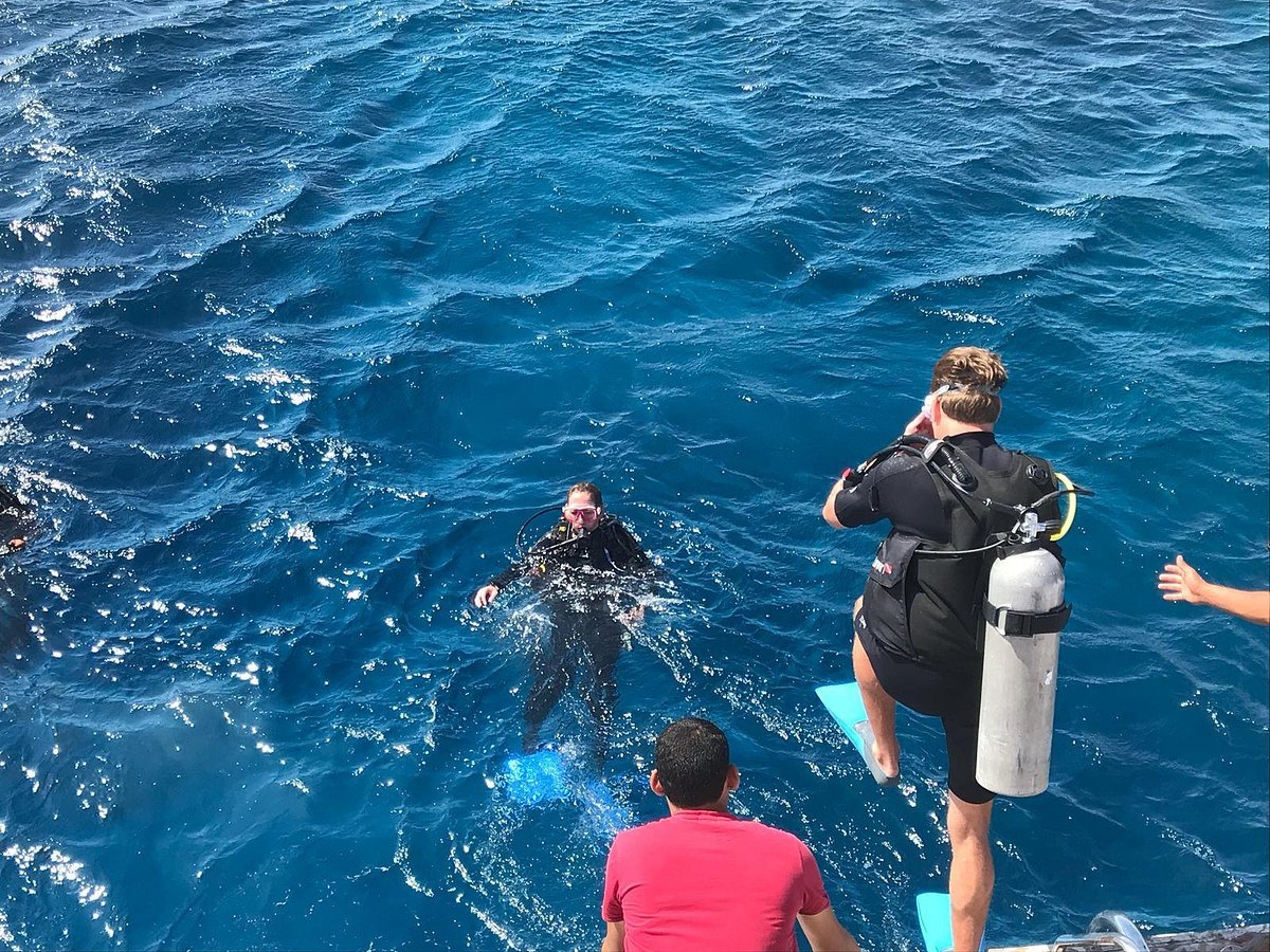 Sharm El Sheikh: Advanced Open Water Diver Course